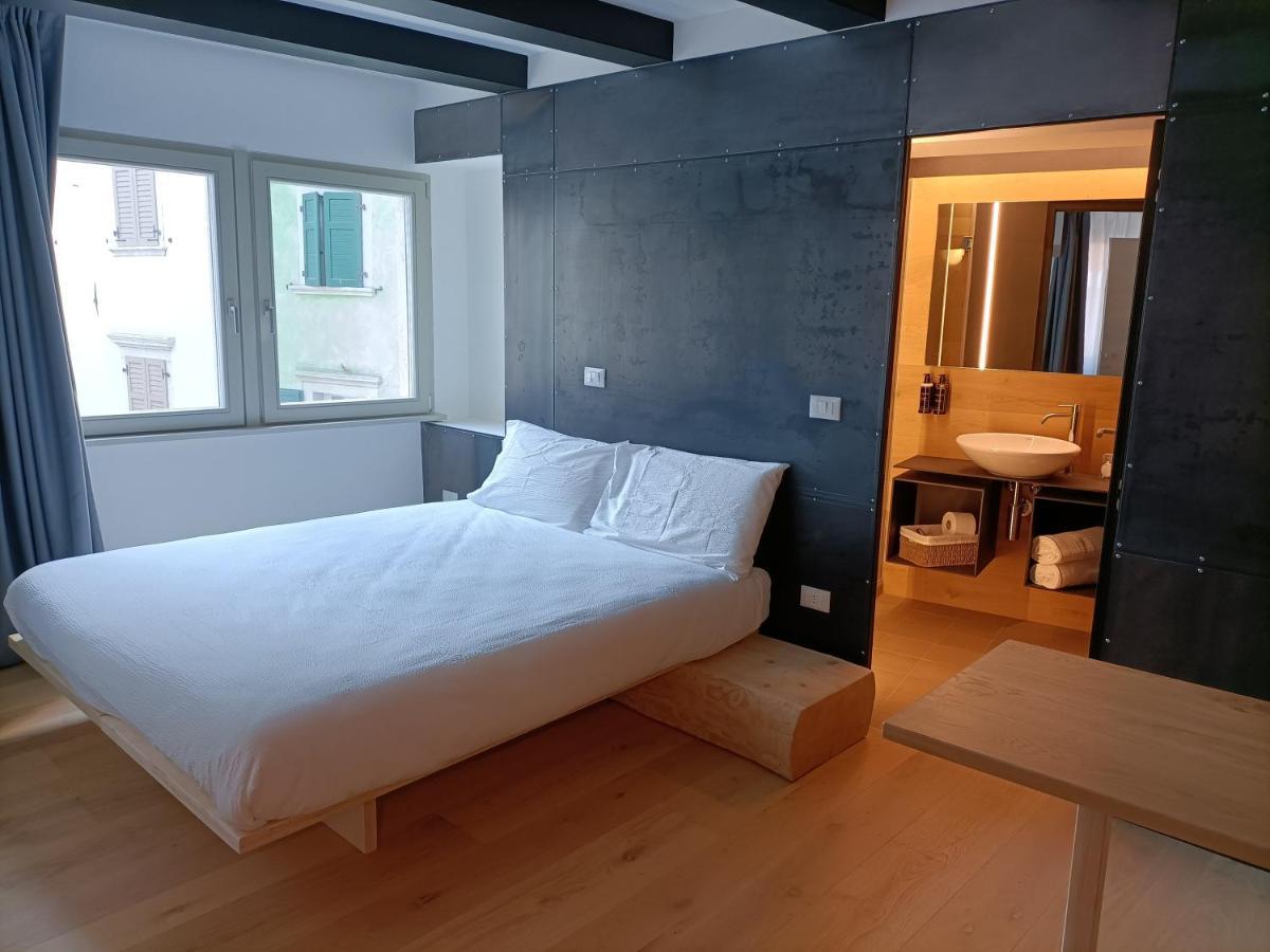 Le Meridiane City Rooms In Trento Eksteriør billede