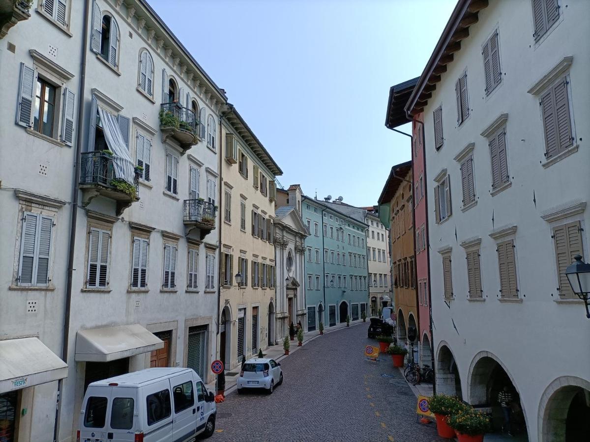 Le Meridiane City Rooms In Trento Eksteriør billede