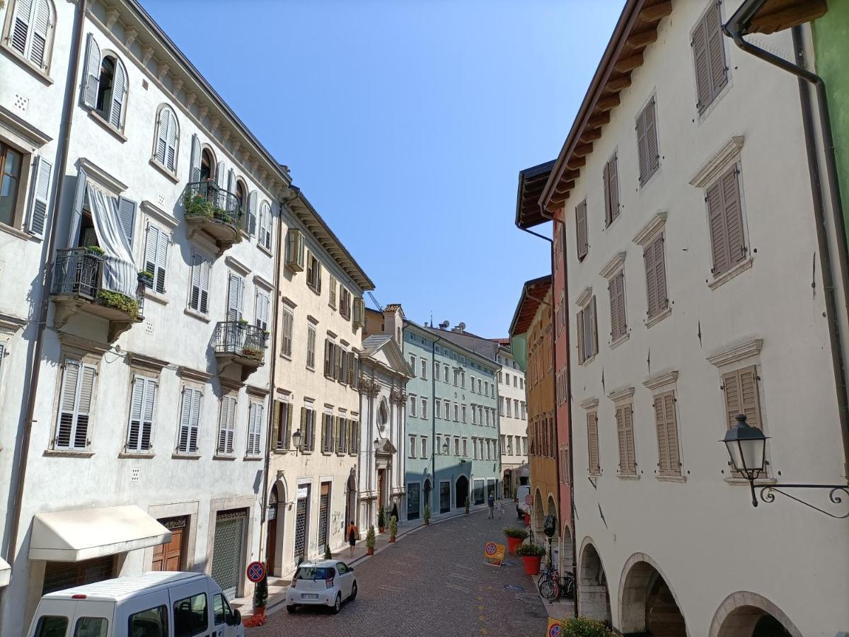 Le Meridiane City Rooms In Trento Eksteriør billede
